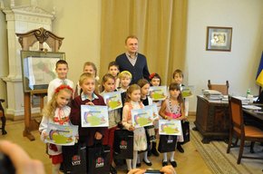 У львівській Ратуші нагородили маленьких художників