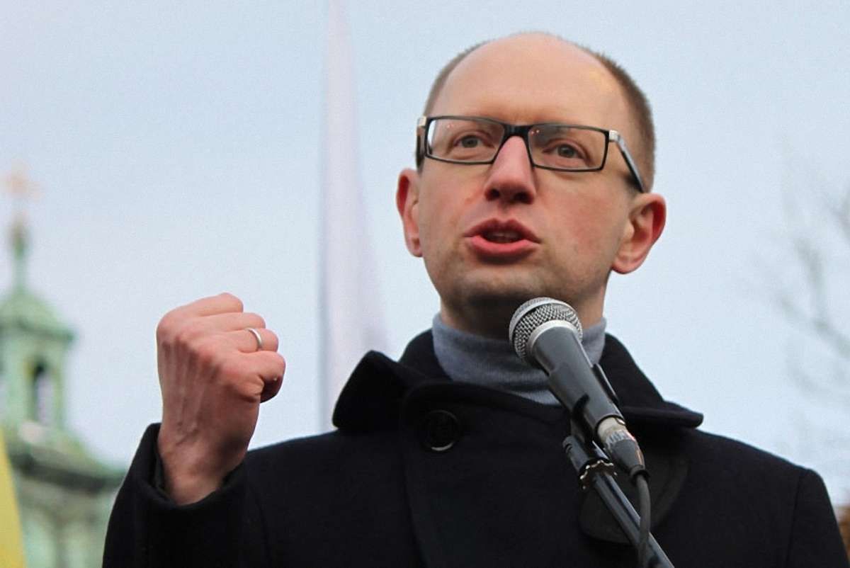 Війна з Росією найближчим часом не завершиться, – Яценюк