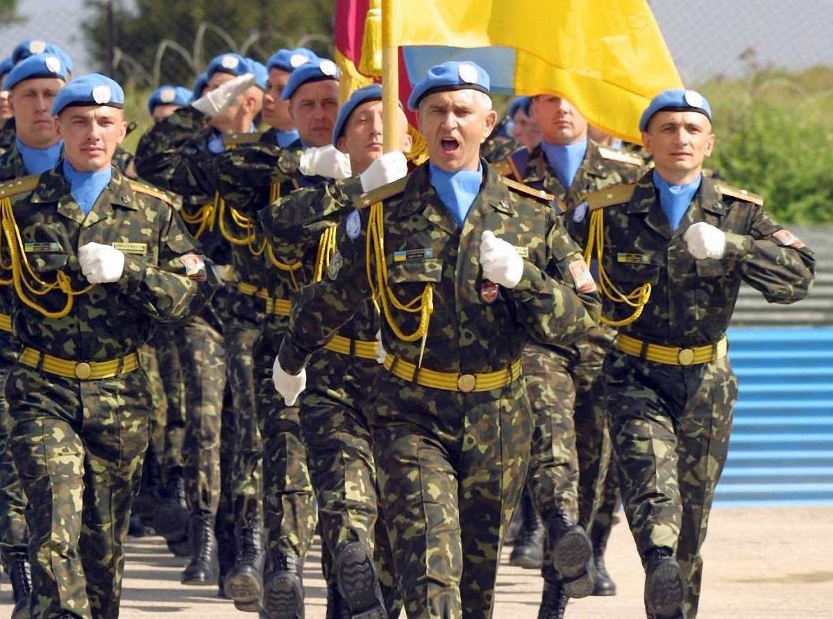 Верховна Рада дозволила укладати короткотермінові контракти в армії
