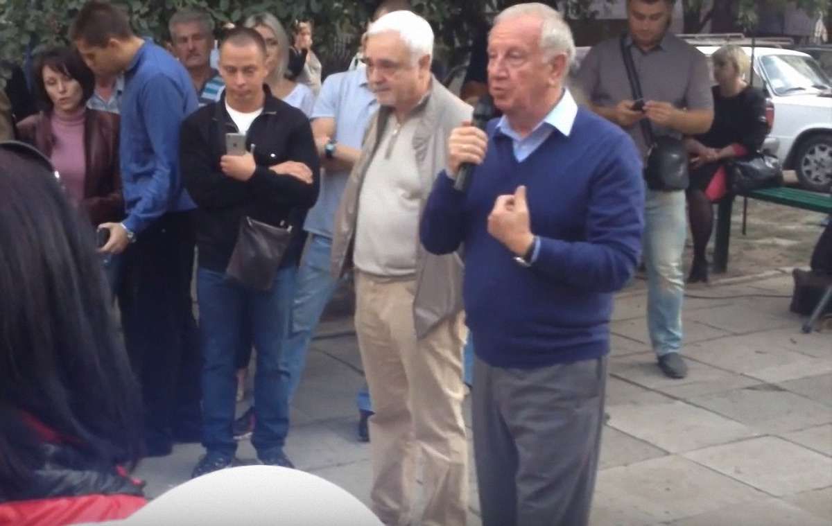  Мер Іллічівська закликав голосувати за БПП і «Опозиційний блок»