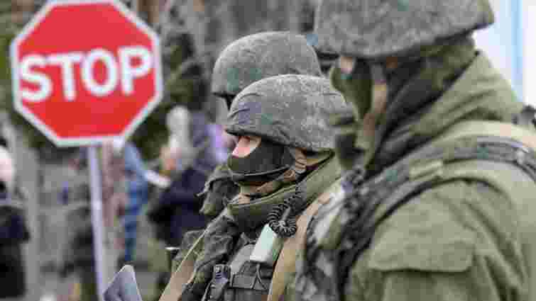 Спецназ РФ вже понад тиждень тримає в оточенні кримськотатарський мікрорайон в Сімферополі