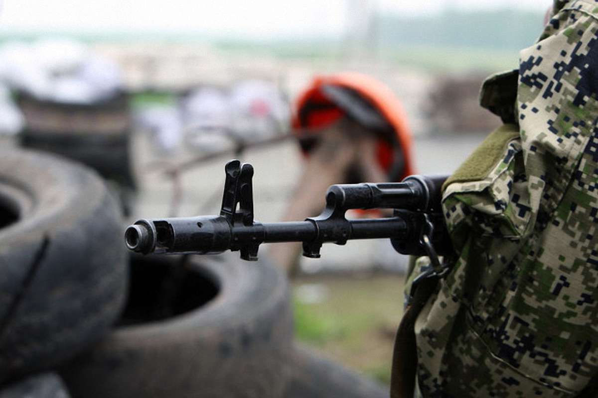 Терористи порушили режим тиші, поранено чотирьох українських військових