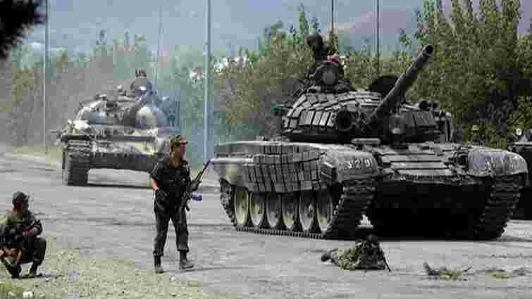 Бойовики з танків обстріляли позиції сил АТО в районі Красногорівки