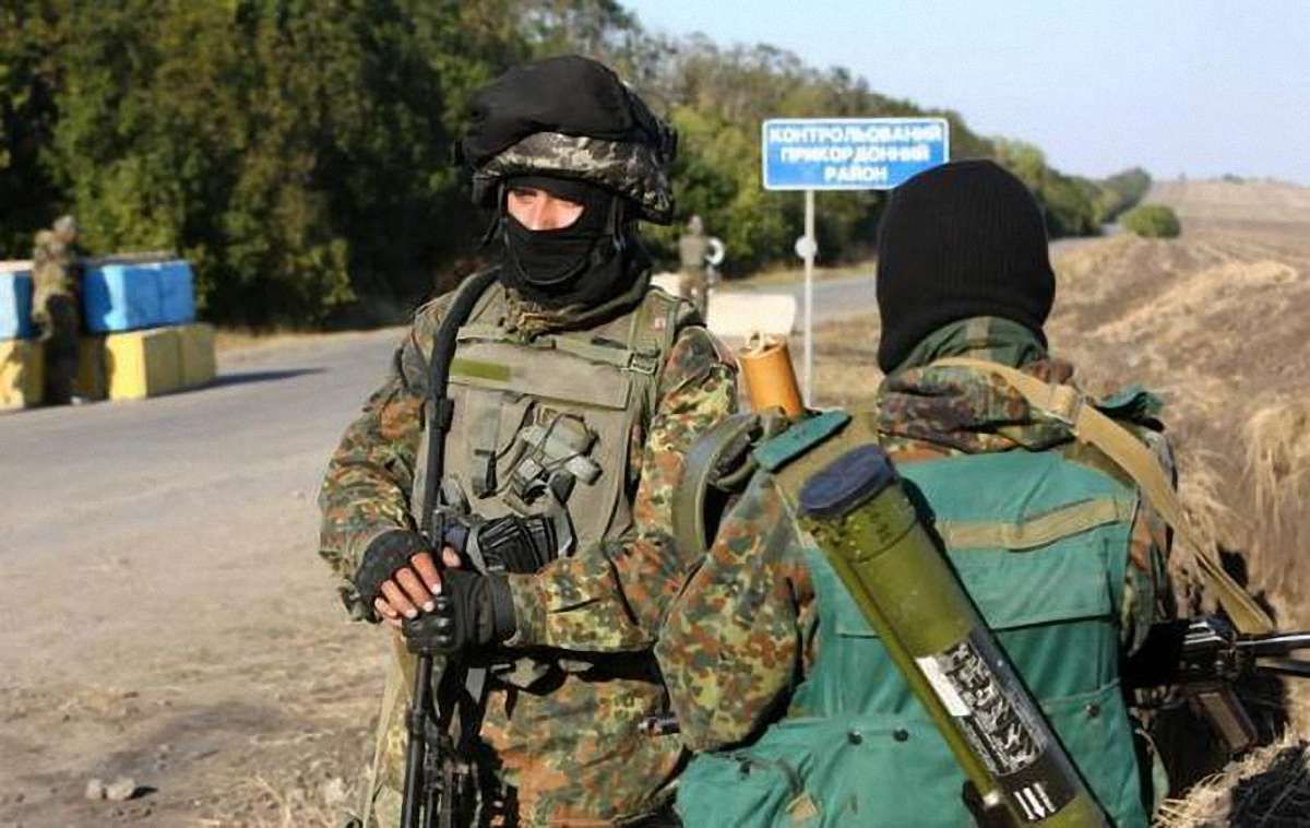 Троє українських військових підірвалися на фугасі на Луганщині