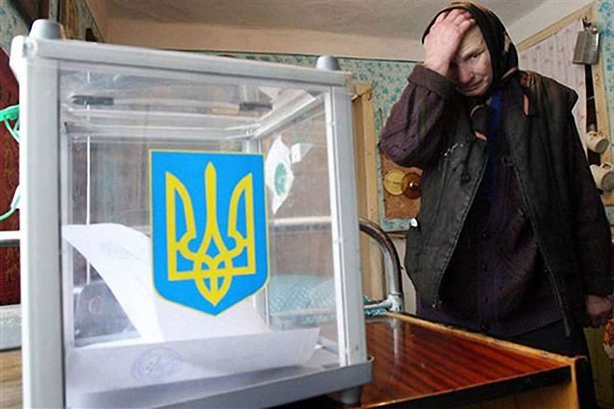 Місцеві вибори 2015: складнощі й нововведення