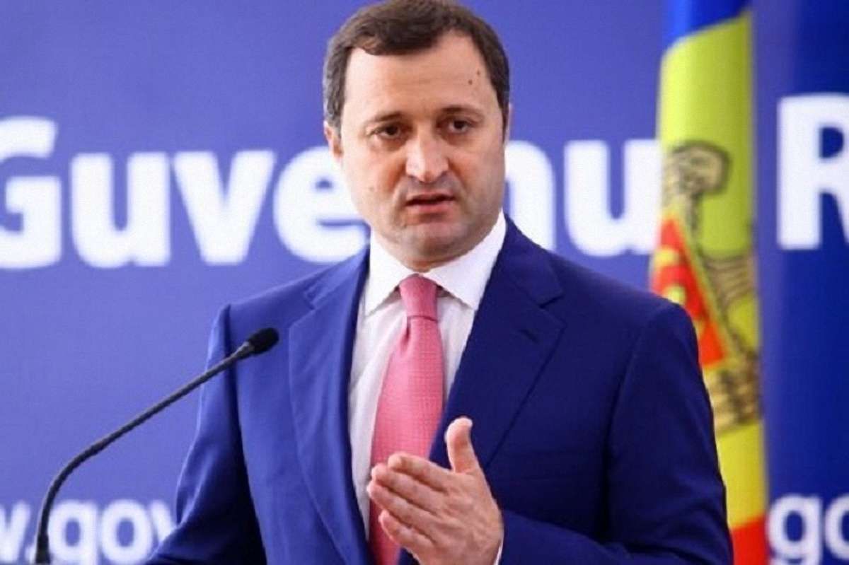 Екс-прем’єра Молдови, якого звинувачують в хабарництві, арештували на 30 днів