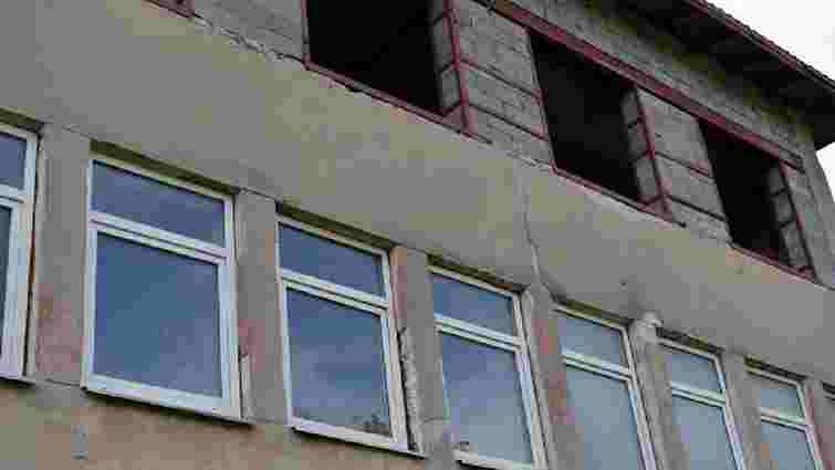 У Львівському перинатальному центрі міняють вікна