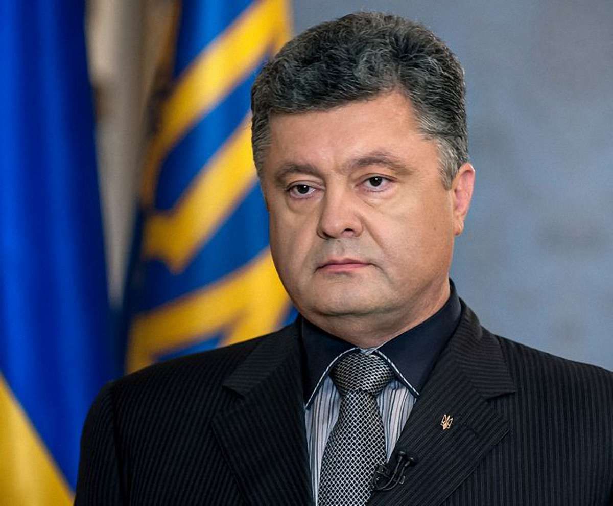 Порошенко пропонує позбавляти депутатів ВРУ повноважень за прогули