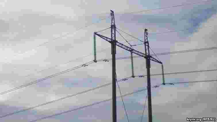 Енергетики відновили пошкоджену лінію електропостачання Криму
