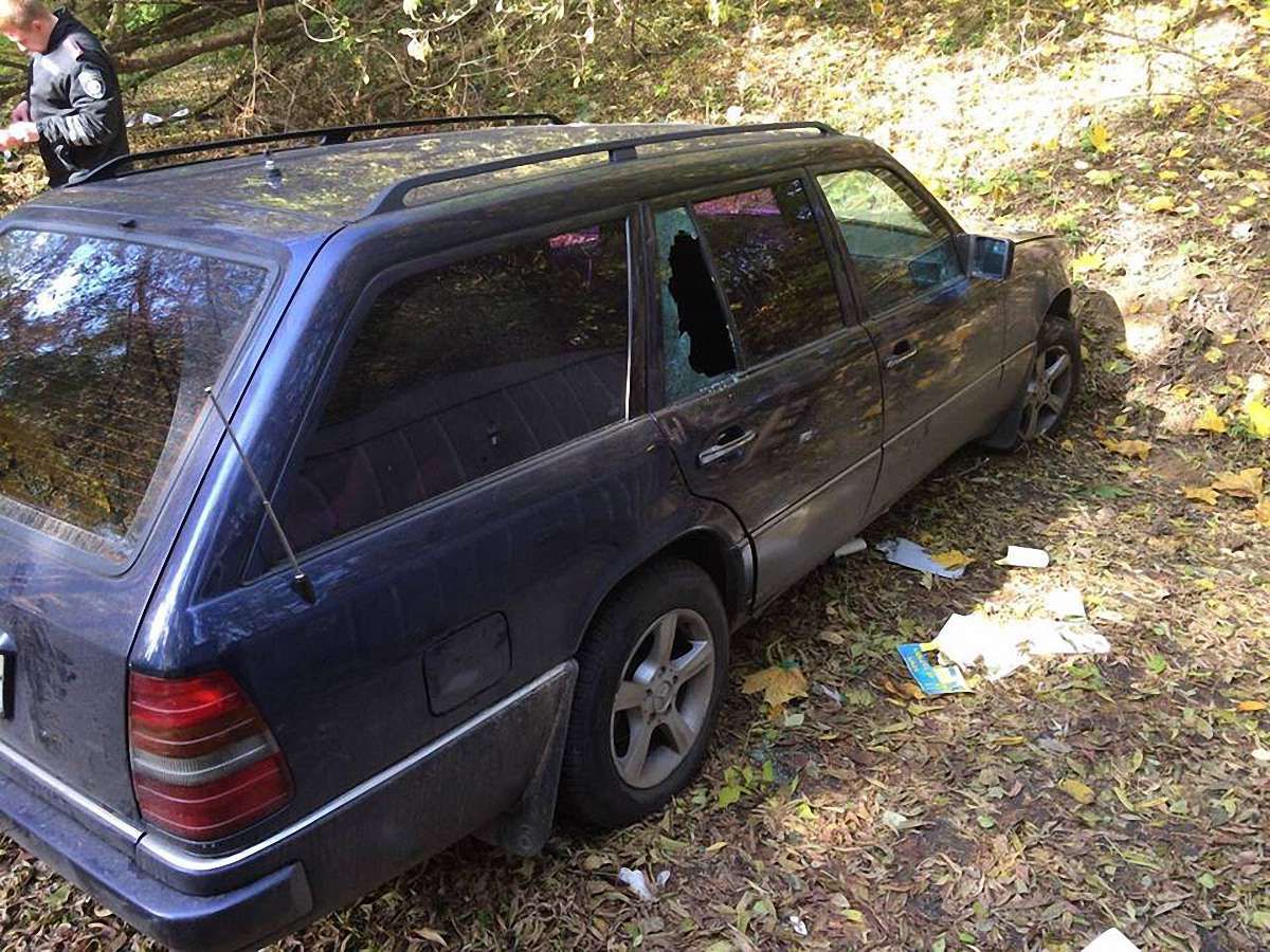 У Львові викрали і понівечили автомобіль кримськотатарського активіста