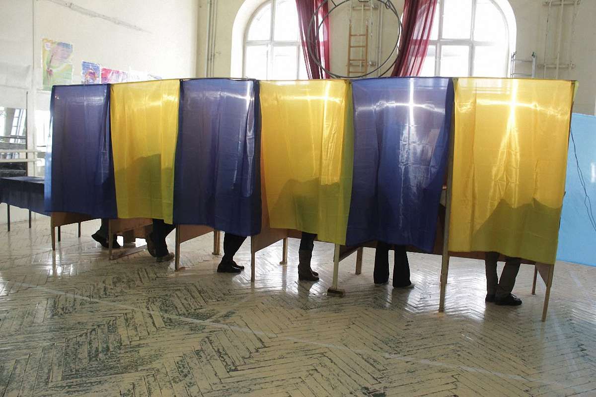 Станом на 16:00 на Львівщині проголосували близько 37% виборців