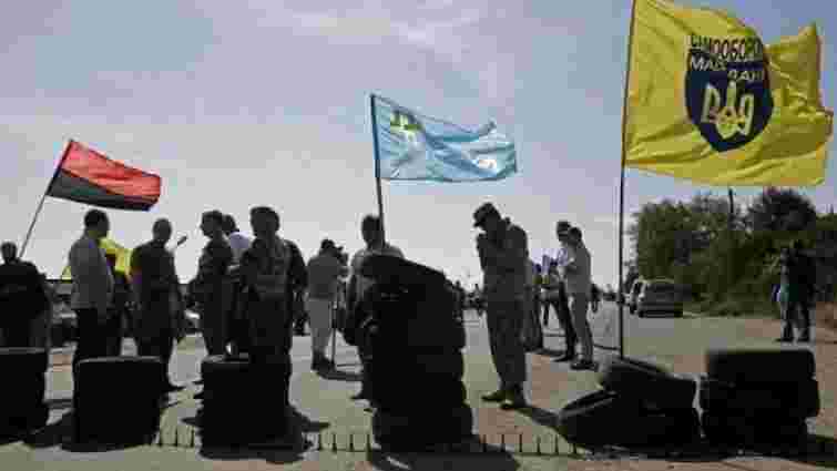 У Криму таксистів збирають на акцію протесту проти блокади півострова