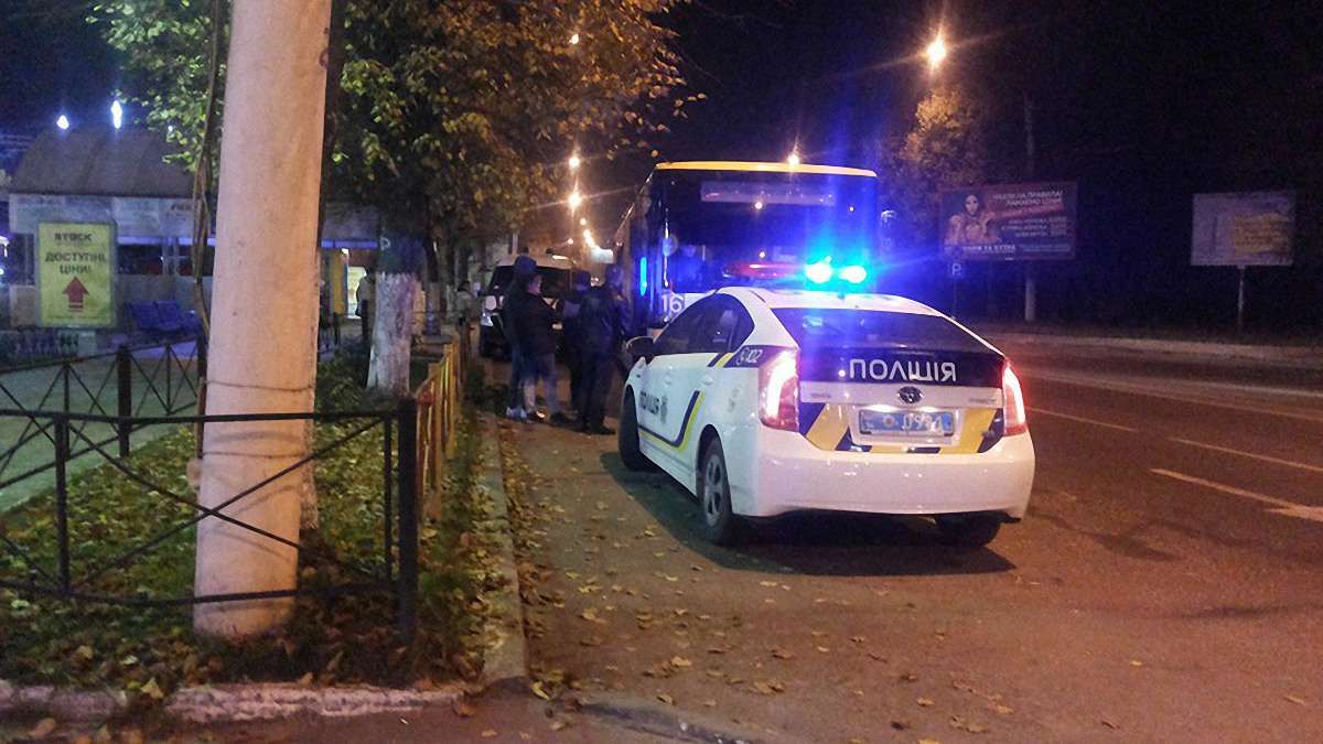 У Львові нетвереза жінка випала з маршрутки і розбила обличчя 