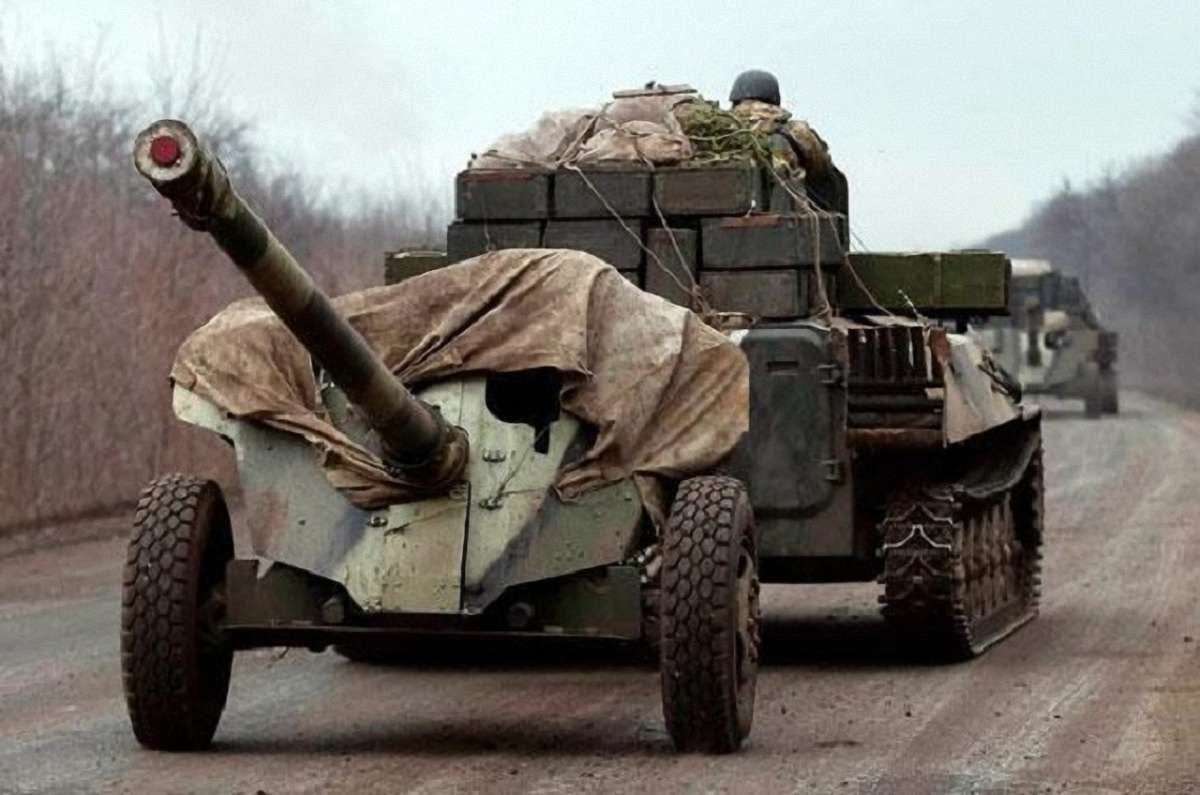 Сили АТО відвели артилерію калібром до 100 мм на Артемівському напрямку, - штаб