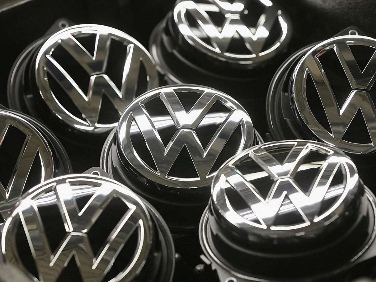 Volkswagen оголосив про мільярдні збитки через скандал з двигуном