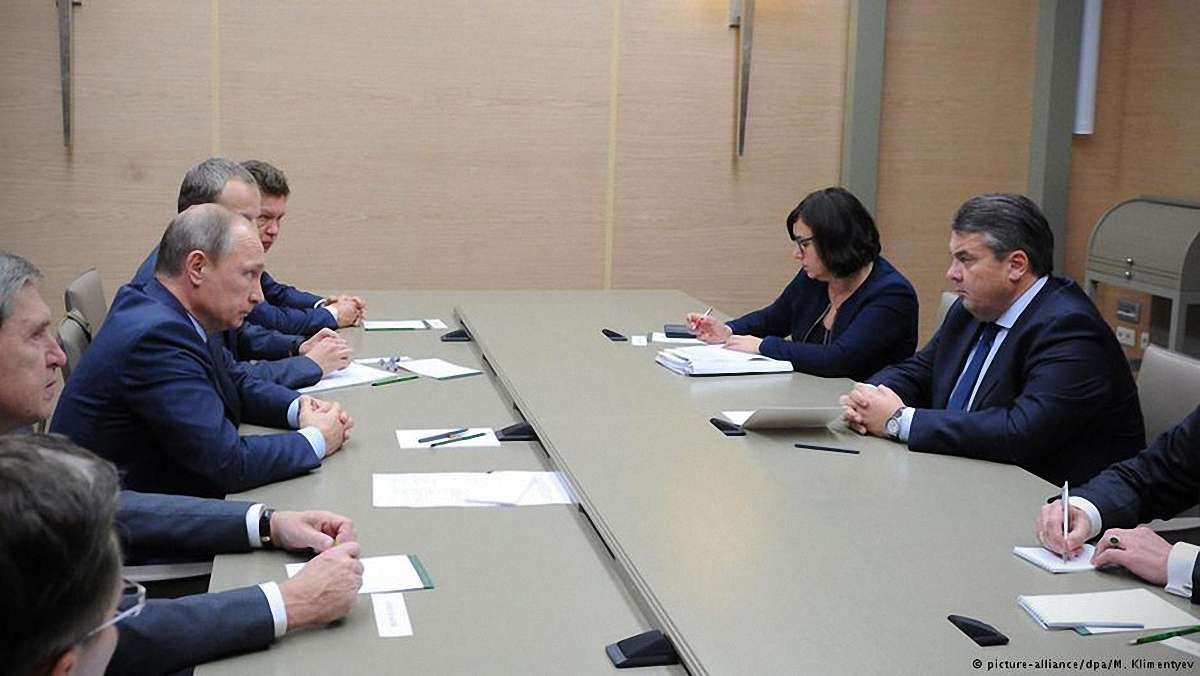 Віце-канцлер Німеччини обговорив з Путіним питання транзиту газу через Україну
