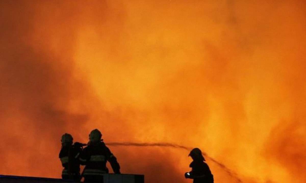 Через вибухи на складі боєприпасів у Сватовому постраждали четверо військових, - МВС