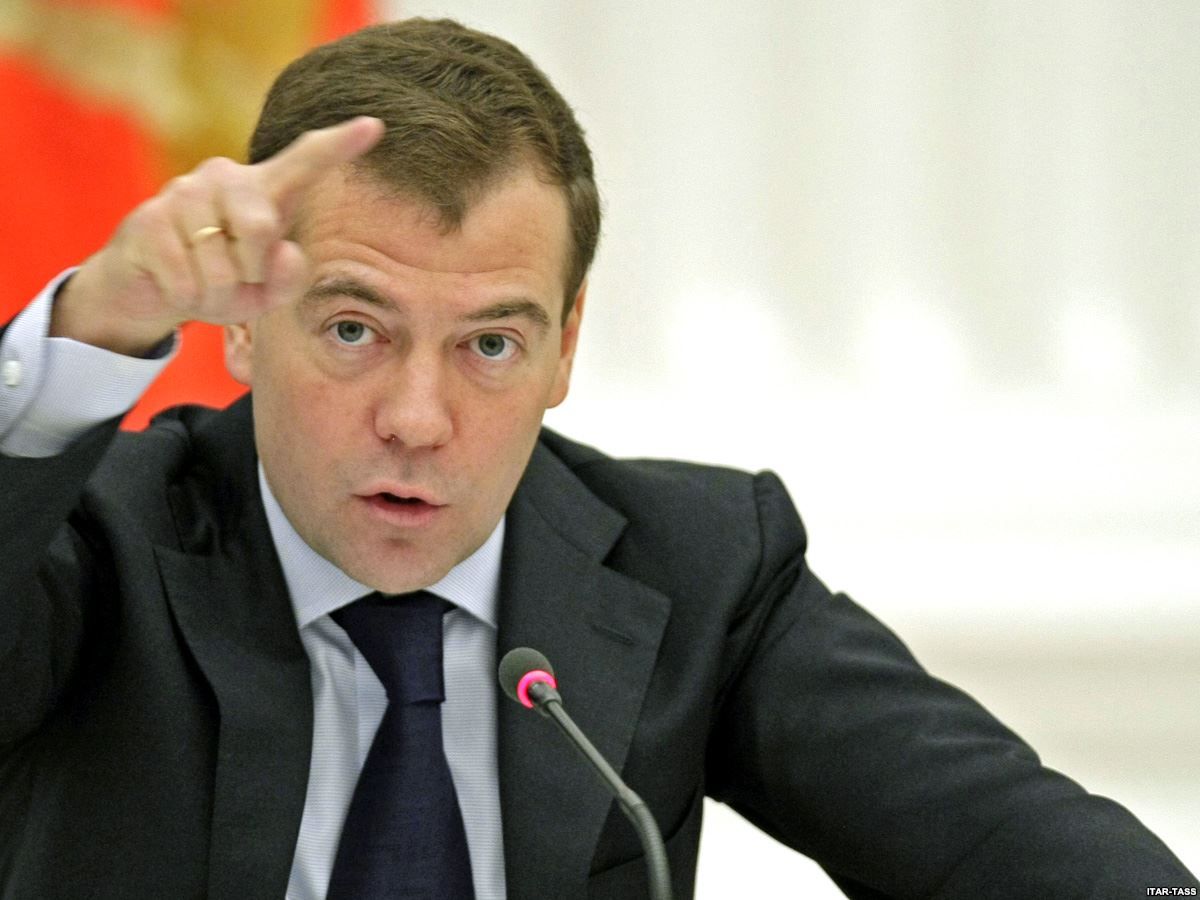 Прем'єр-міністр РФ повідомив про введення нових санкцій проти України 