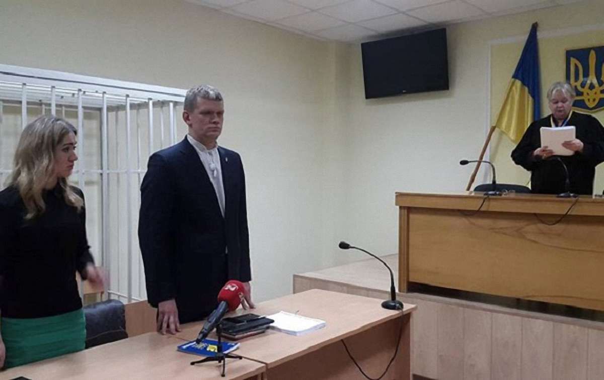 Суд залишив екс-міністра Швайку під арештом ще на два місяці