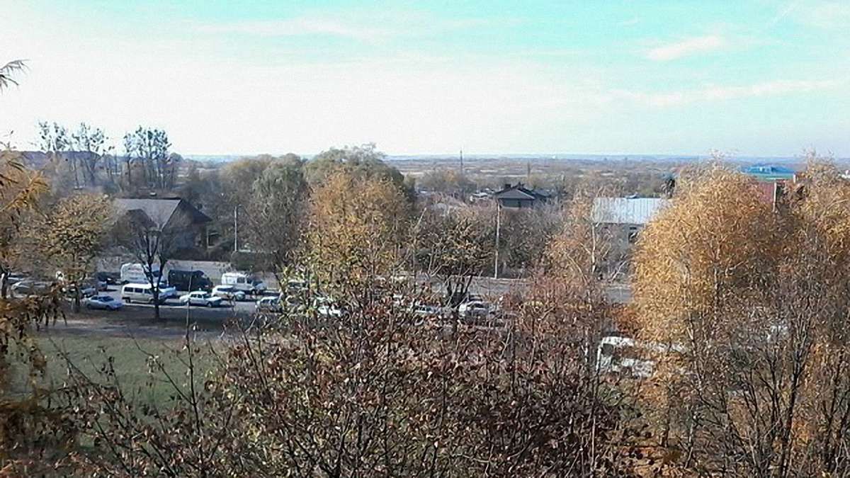 Футбольні фанати вдруге перекрили в'їзд до Львова