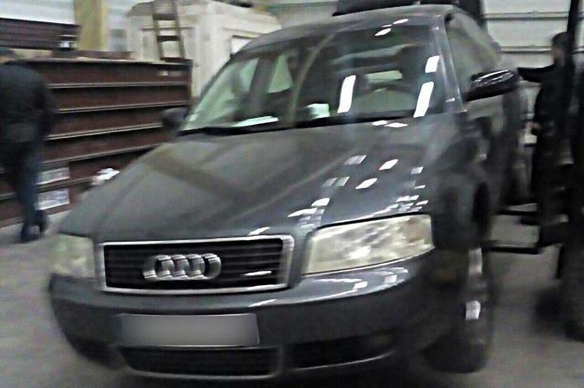 На кордоні з Румунією затримали автомобіль з 65 кг наркотиків