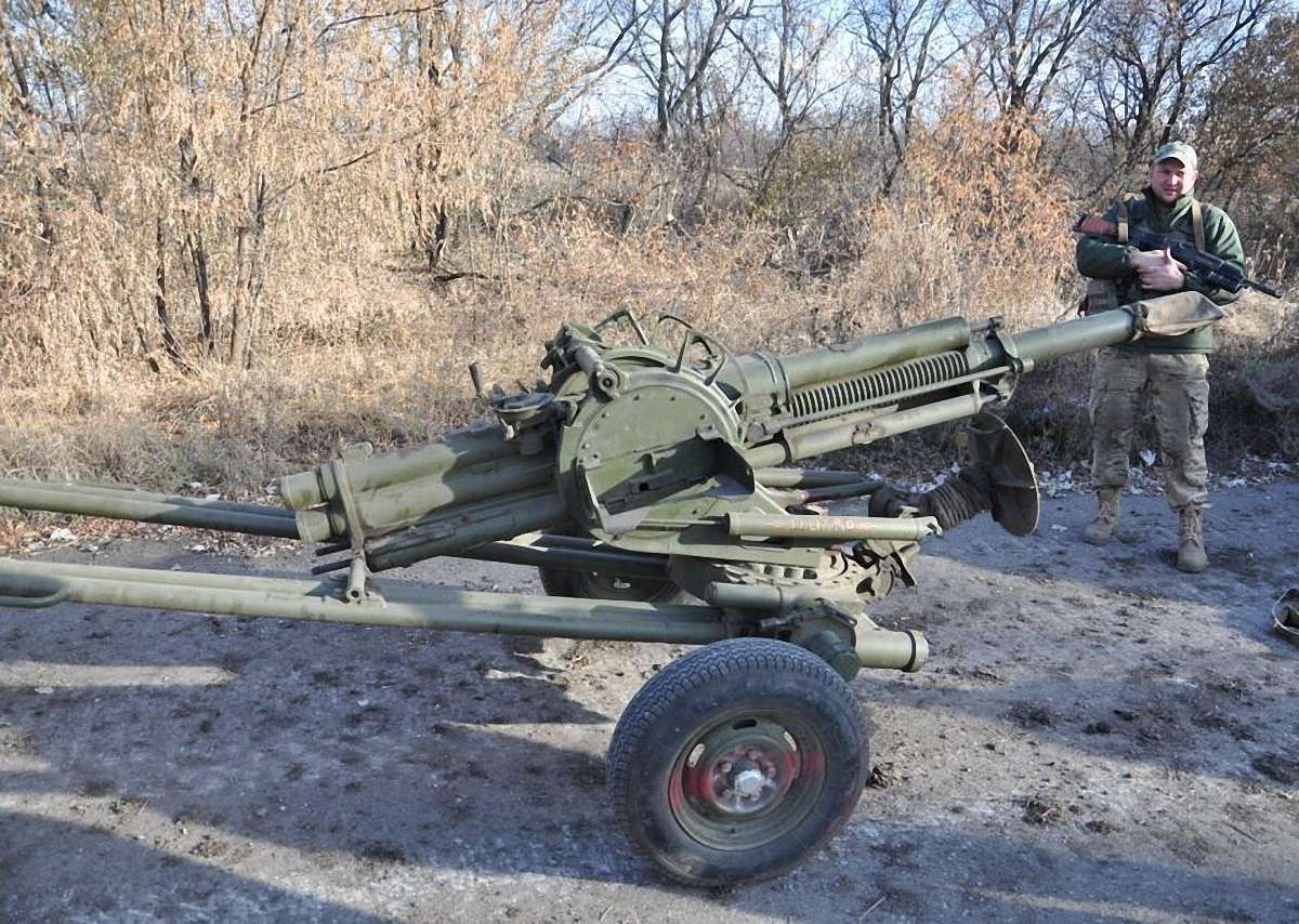 Військові ЗСУ завершили відведення мінометів калібром 82 мм
