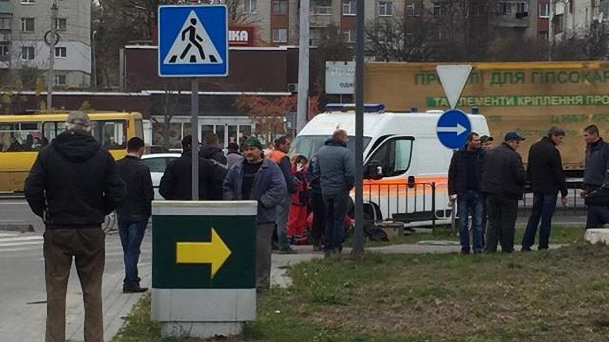 У Львові на тротуарі нетверезий водій насмерть збив 57-річну жінку