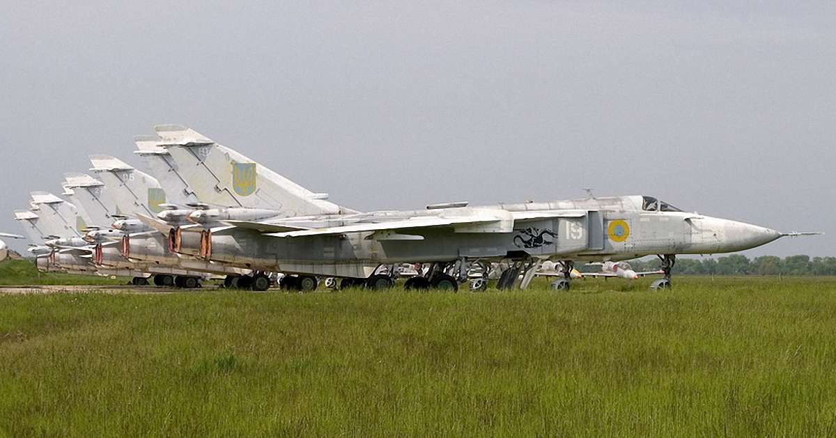 Через аварію літака Су-25 припинені навчально-планові польоти ВПС України