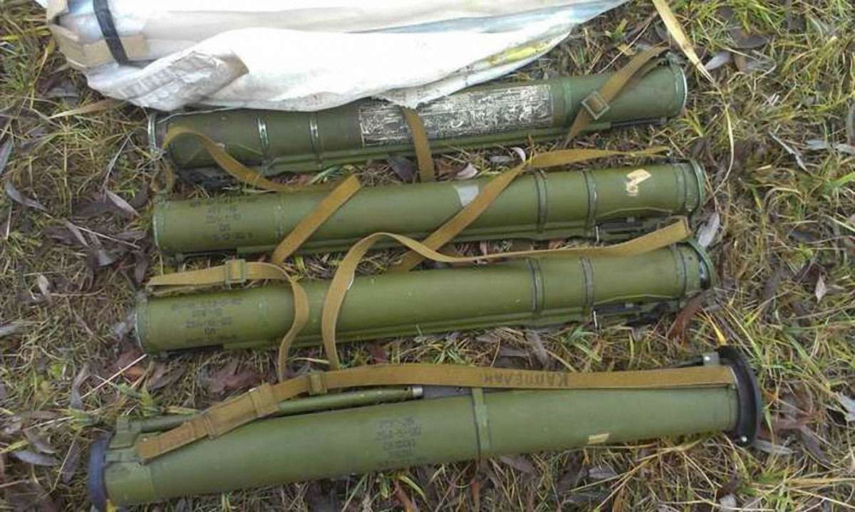 СБУ знайшла схованку з гранатометами на Луганщині