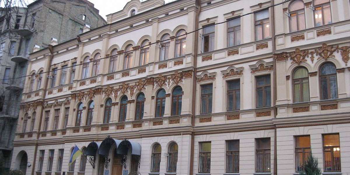 Мінкульт потрапив до трійки найгірших міністерств України