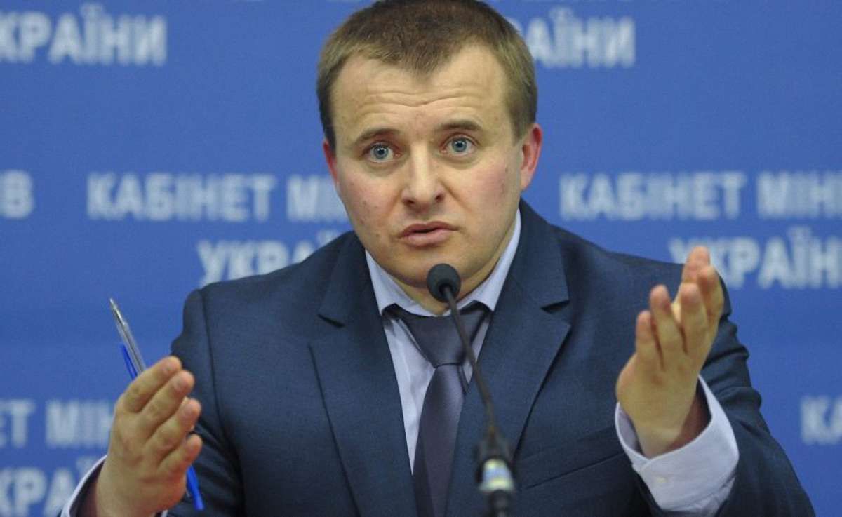 Міністр енергетики хоче продовжити договір на постачання електроенергії в Крим на рік