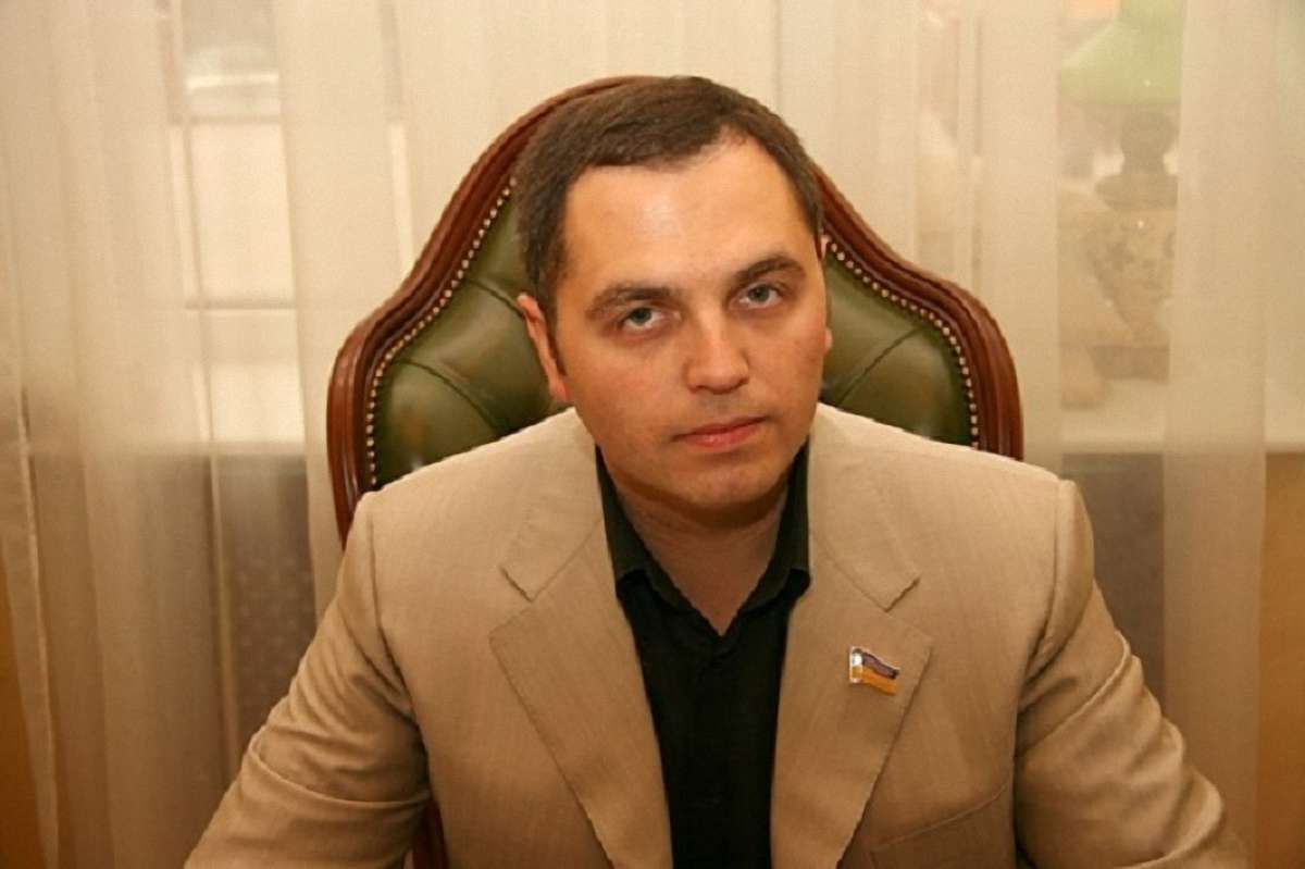 Печерський суд зобов'язав ГПУ припинити розшук Портнова