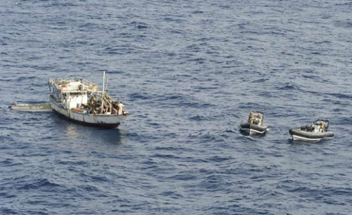 Пірати звільнили викрадених у Нігерії українських моряків