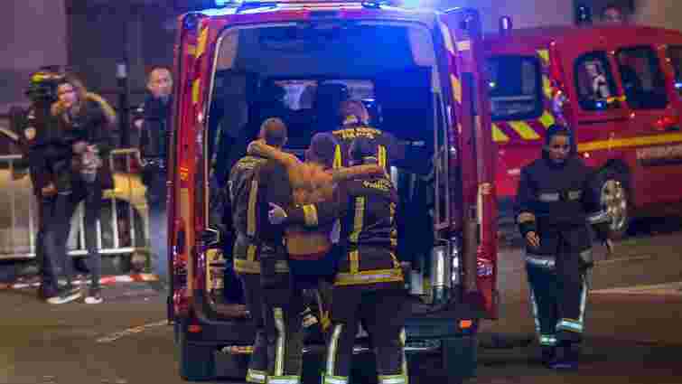Щонайменше 60 людей загинуло унаслідок терактів у Парижі