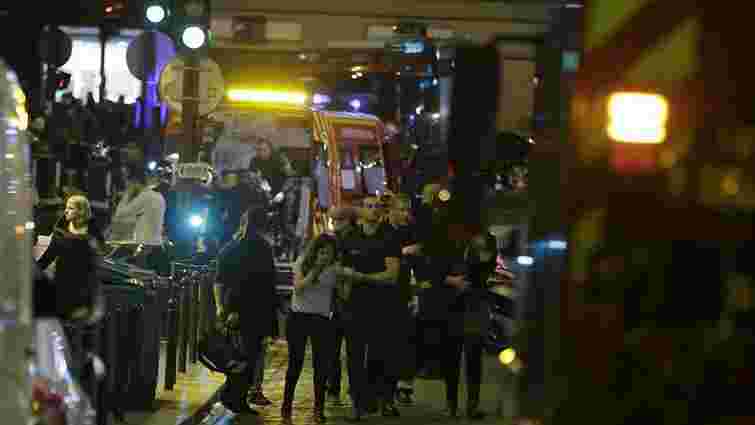 Кількість загиблих під час терактів у Парижі сягнула 60 осіб, - ЗМІ

