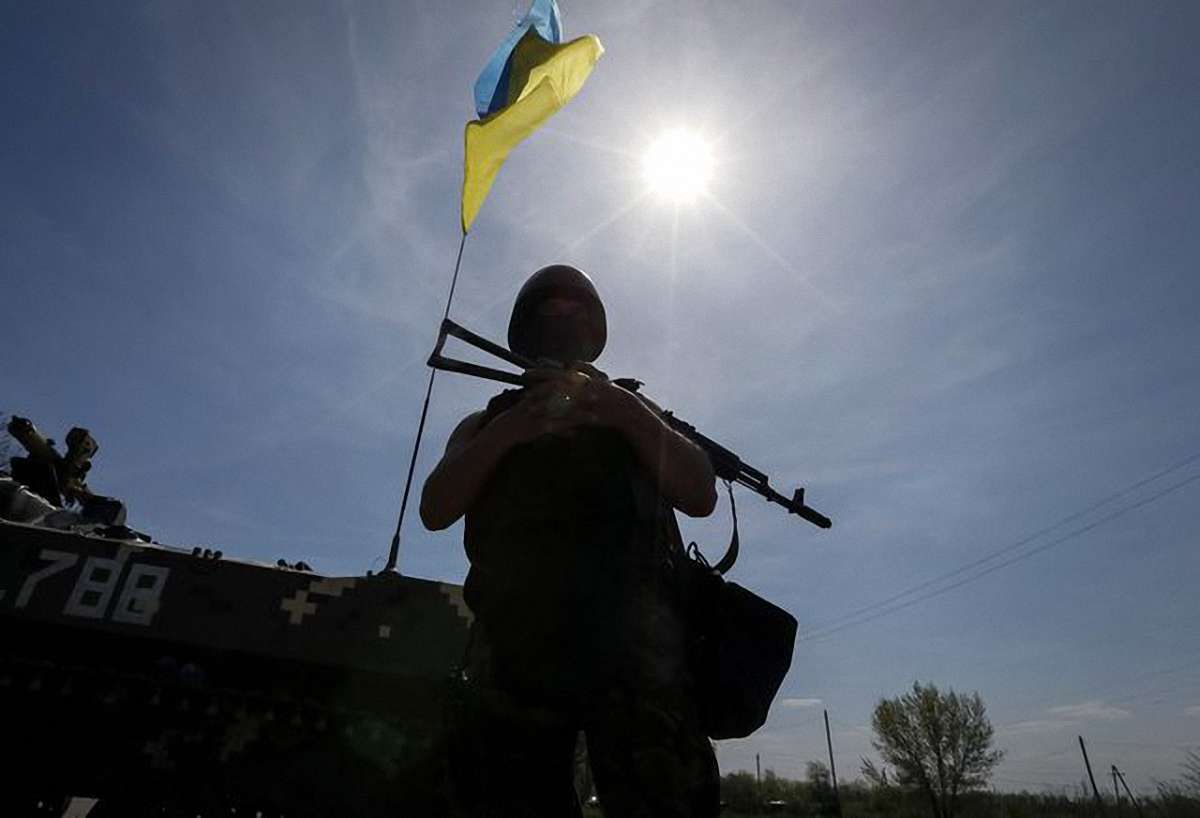 У зоні АТО загинули п’ять українських військових