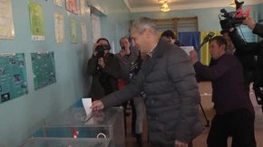 Руслан Кошулинський на виборах мера Львова проголосував за себе
