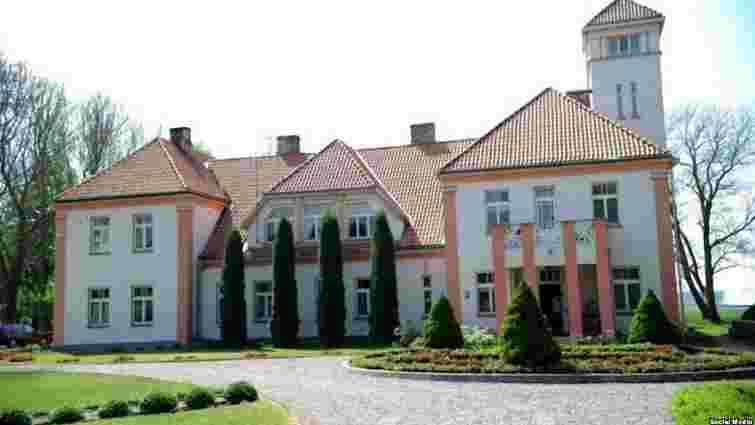 Речниця Медведєва купила у Латвії маєток за €1,3 млн