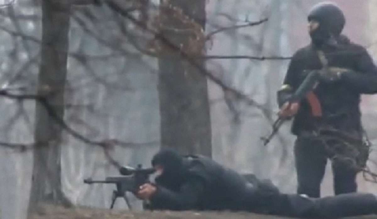 Підтвердження участі російських снайперів у розстрілах на Майдані немає, - ГПУ