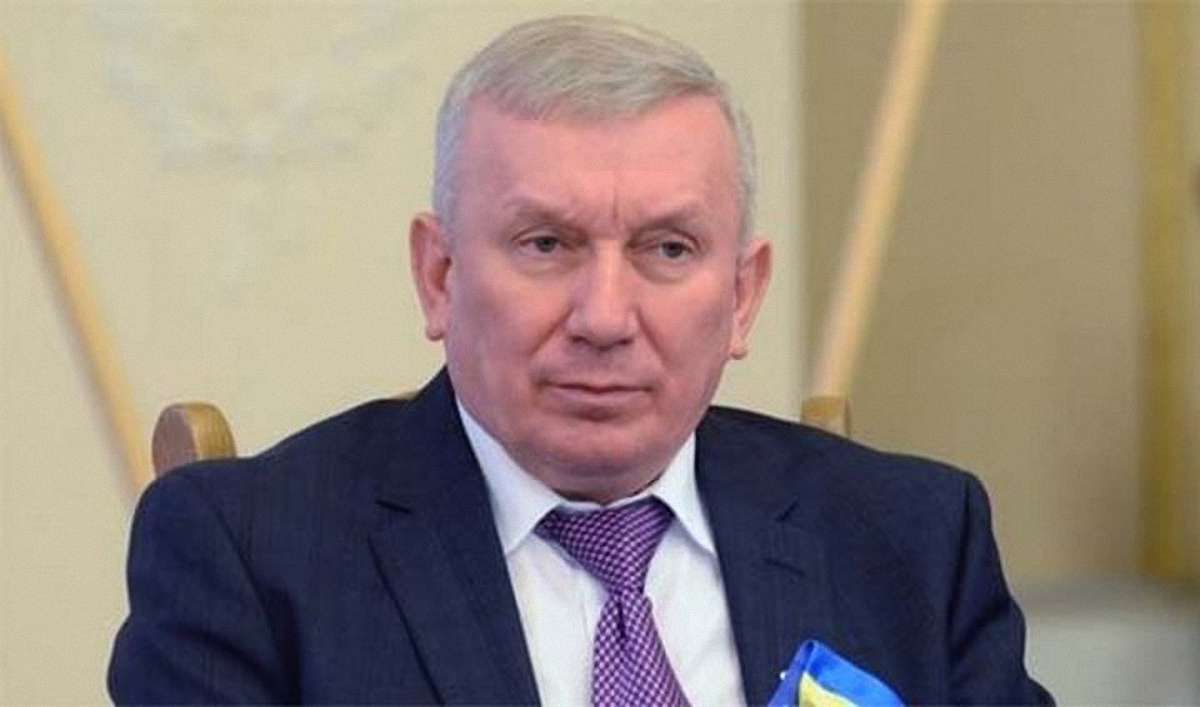 Пісний поскаржився на Парасюка в Генпрокуратуру