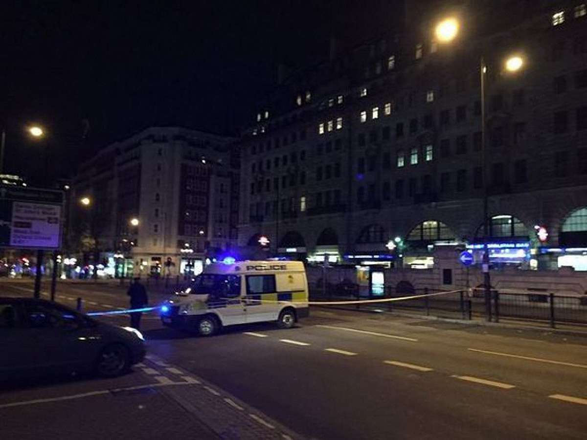 У Лондоні поліція підірвала підозрілий автомобіль
