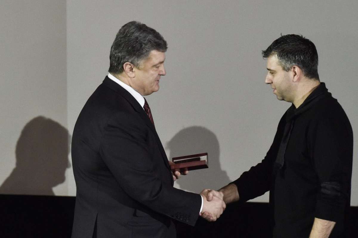 Порошенко нагородив режисера фільму про Майдан орденом