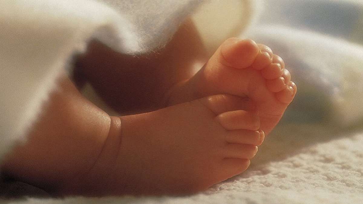На Львівщині молода мати задушила п’ятимісячне немовля