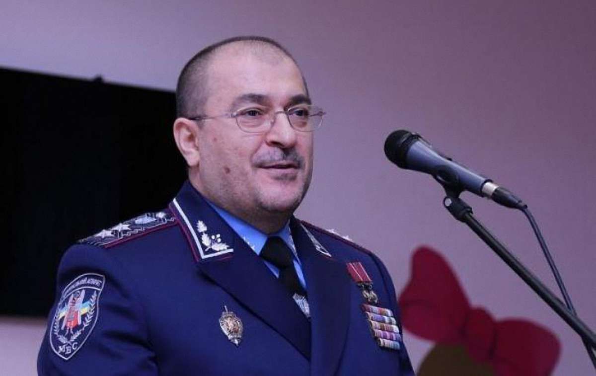 Аваков прийняв рапорт про відставку Паскала