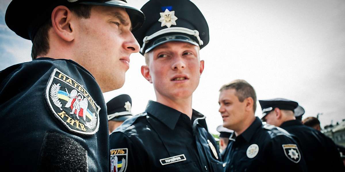 Кабмін оприлюднив розміри посадових окладів у Національній поліції