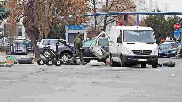 В аеропорту Софії виявили мікроавтобус з вибухівкою