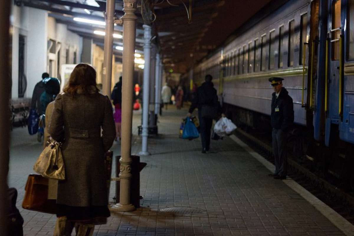 «Укрзалізниця» змінює розклад руху пасажирських потягів