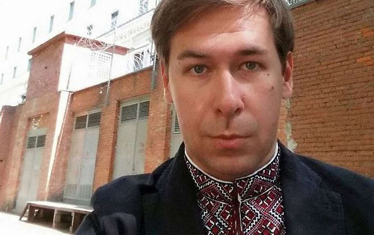 Адвокат Надії Савченко отримав право працювати в Україні