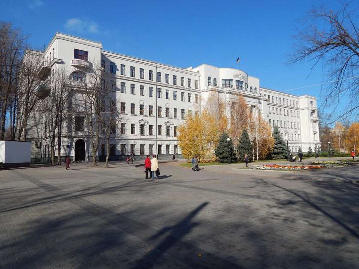 У Дніпропетровську старий склад облради прийняв бюджет області