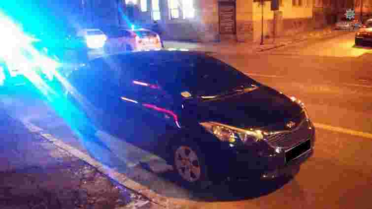 Львівські поліцейські затримали п’яного священика за кермом